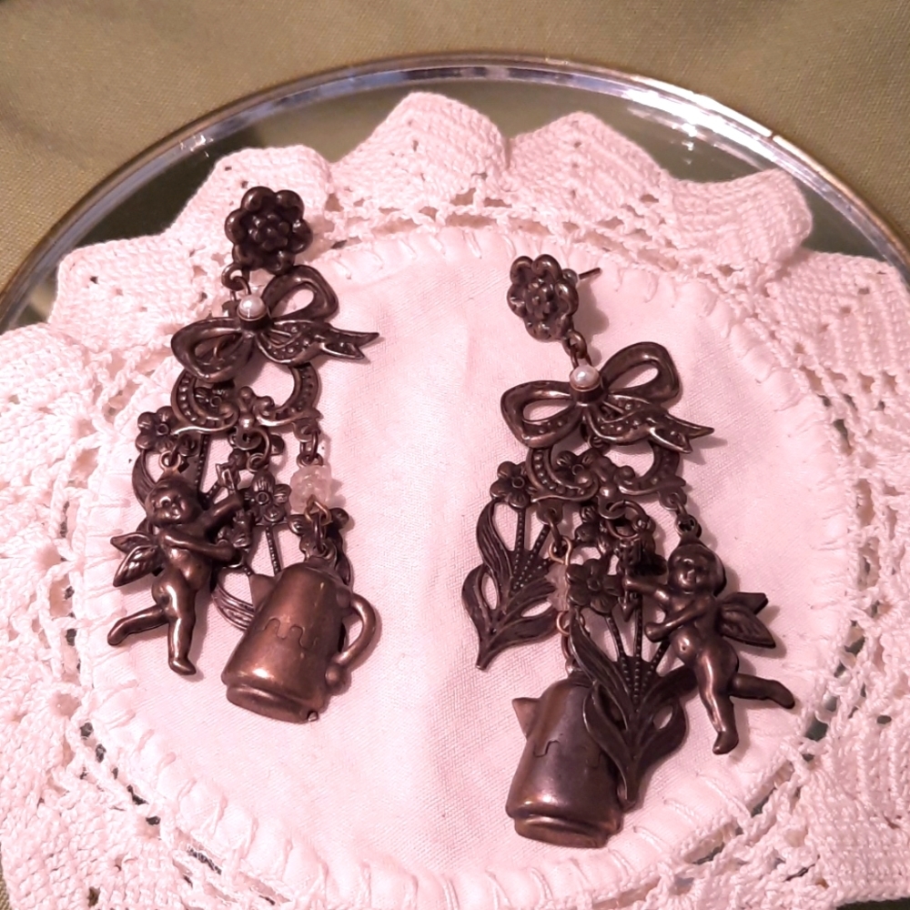 Vintage metal garden theme earrings long dangle 1990's
